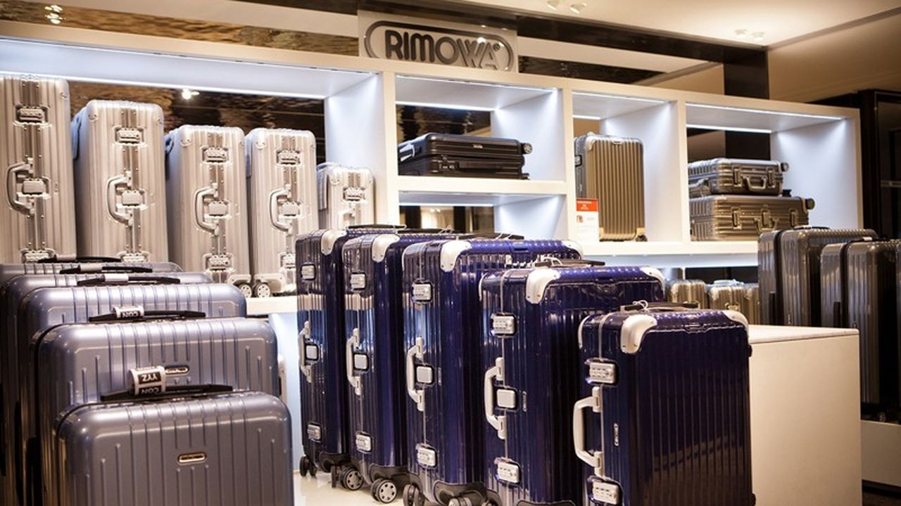 Ремонт выдвижной ручки чемодана Rimowa